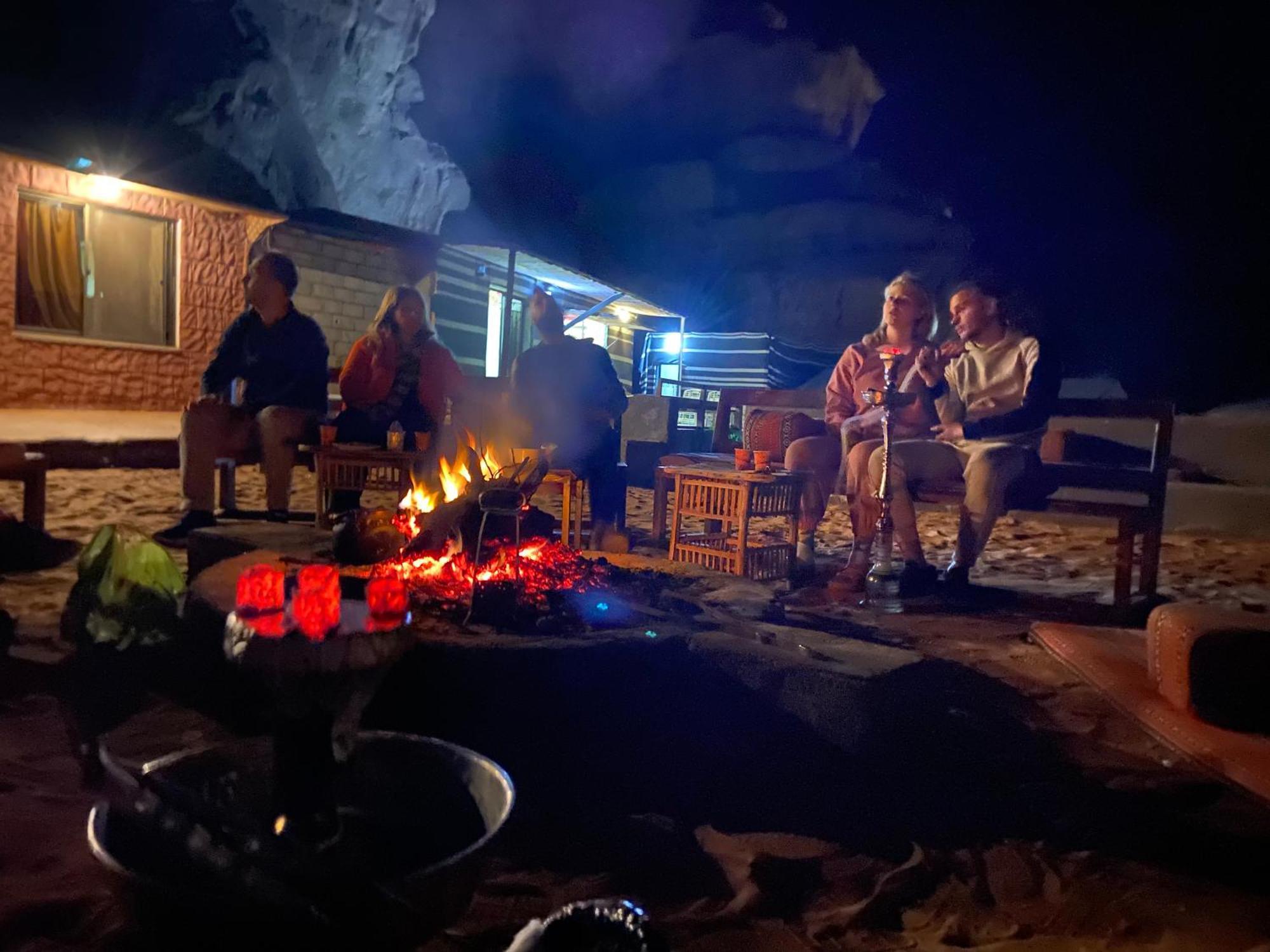 Faisal Wadi Rum Camp Eksteriør bilde