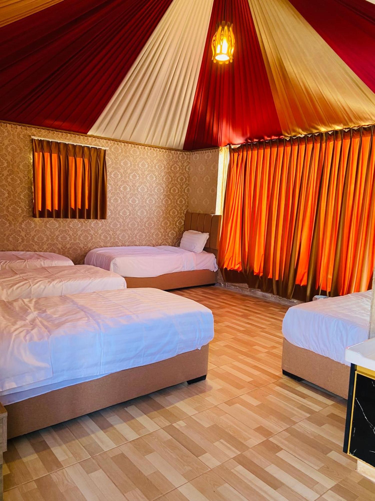 Faisal Wadi Rum Camp Eksteriør bilde