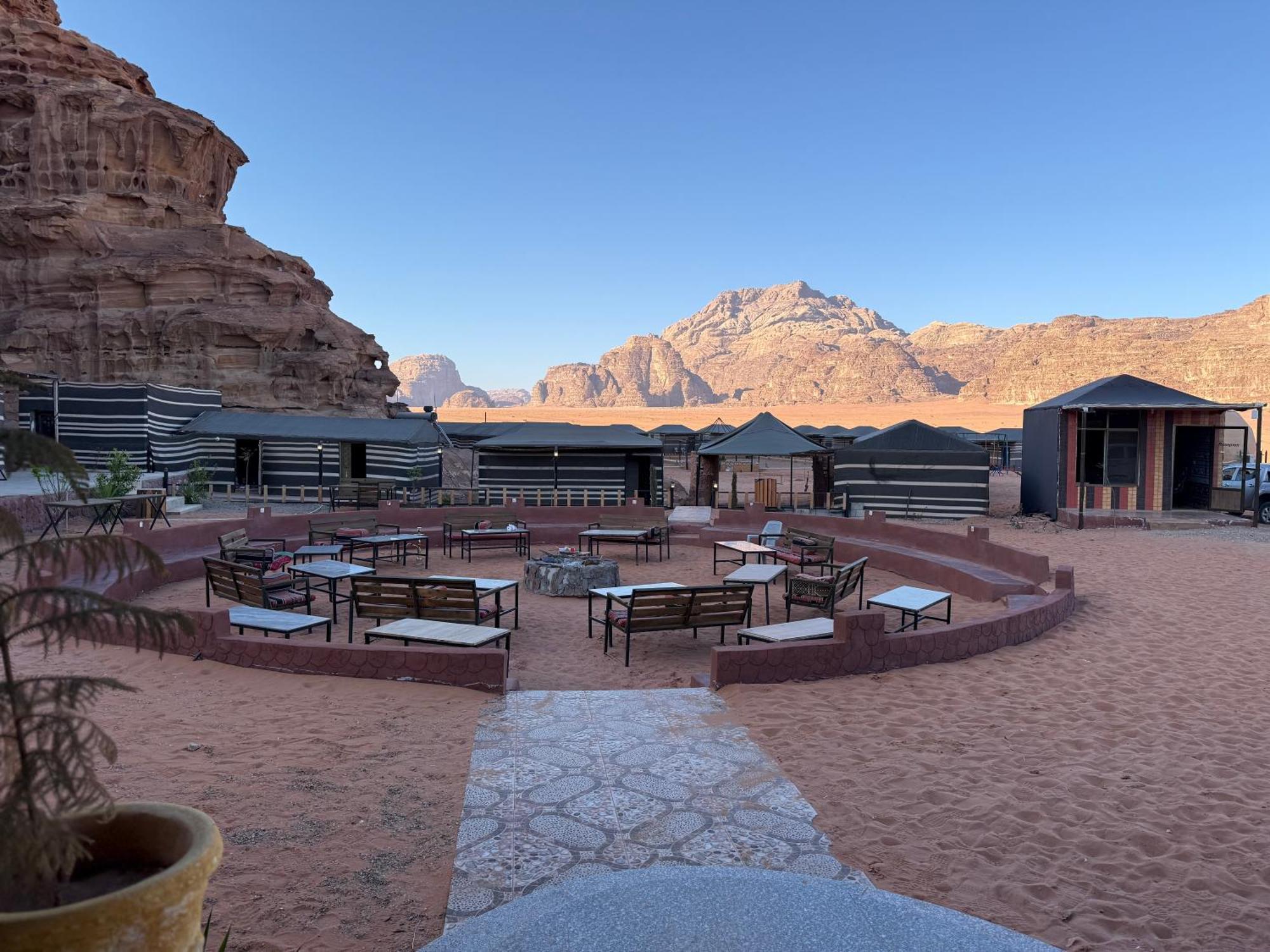 Faisal Wadi Rum Camp Eksteriør bilde